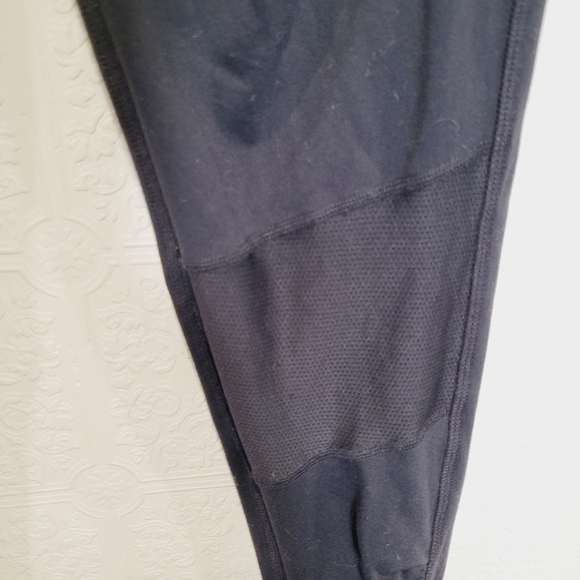 Athleta Relay full length black tights - Picture 9 of 11